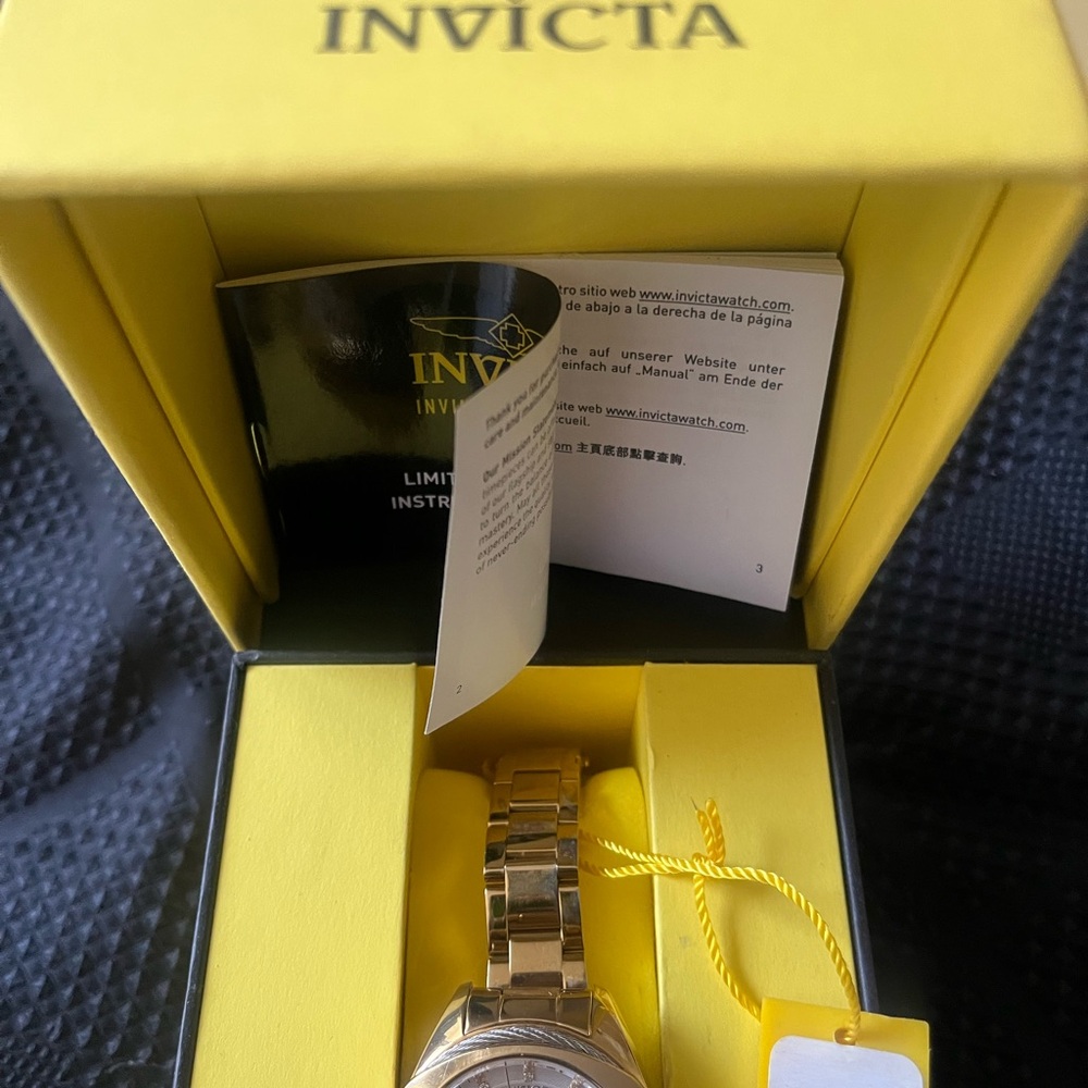 Watch - Picture 6 of 8